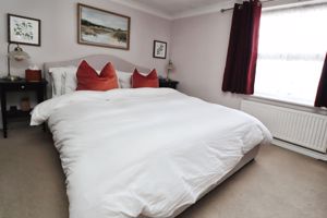 SYDNEY STREET- click for photo gallery